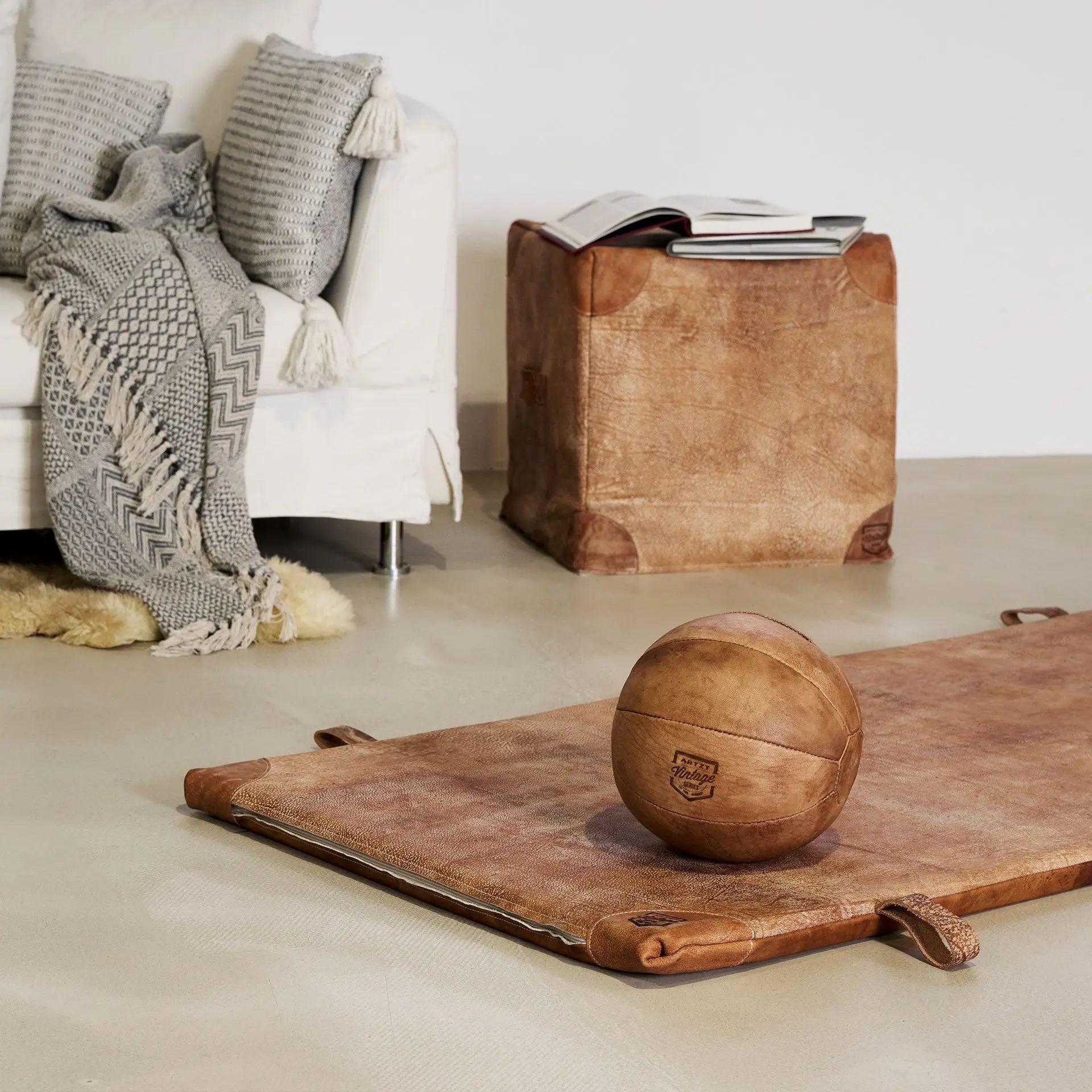 Medizinball aus Leder ARTZT Vintage Series 7