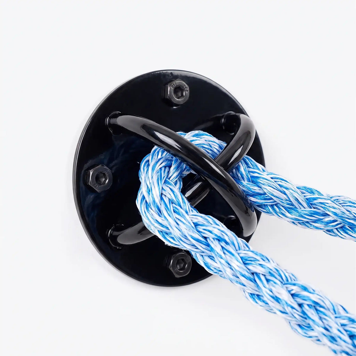 ARTZT thepro Wall Mount Wandhalterung – Nahaufnahme der Verankerung mit verknotetem Battle Rope