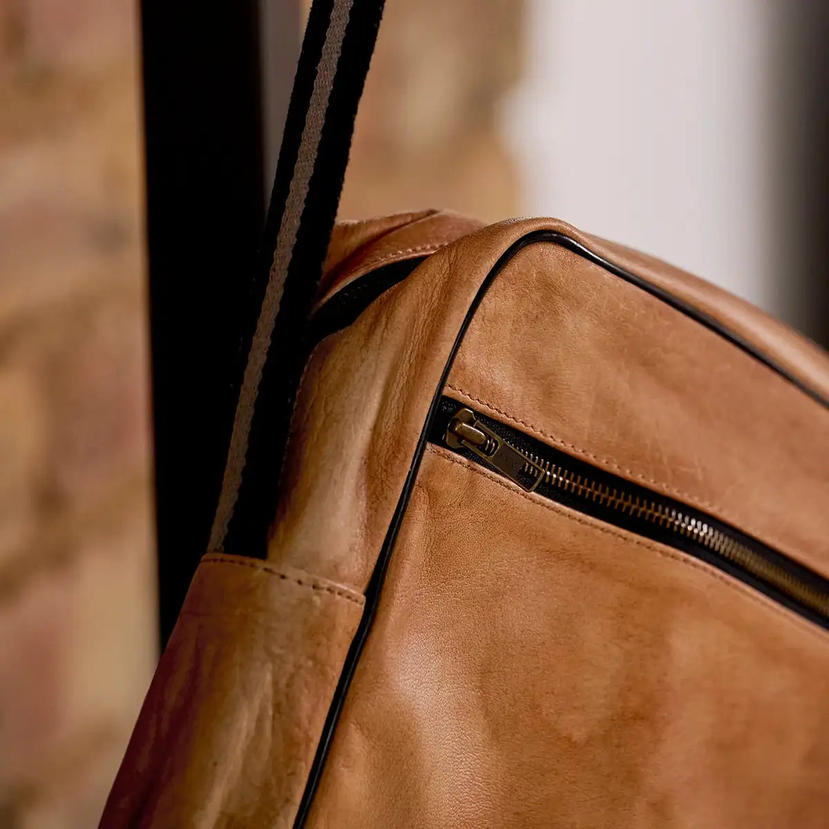 Nahaufnahme Produktbild ARTZT Vintage Series Laptop Tasche